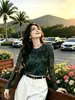C07 Malla de doble capa otoño temprano nuevo cuello redondo moda retro corte ajustado manga larga camiseta top para madres