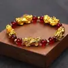 Pulsera de aleación chapada en oro transfronteriza, ágata verde y roja valiente, pulsera exquisita para amantes, pulsera de imitación de oro para hombre y mujer, venta al por mayor