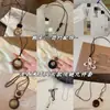 Collar de Verano Bohemio de Nicho con Diseño de Moda para Mujer Colgante de Forma Especial Larga de Resina y Acrílico Cadena para Clavícula
