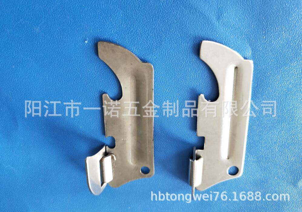 开罐器左边旧款，右边新款20180801.jpg