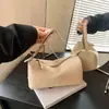 Otoño 2026 Nuevo Elegante Versátil Nicho Bolso Boston Sensación de Alta Gama Gran Capacidad Bolso de Hombro Cruzado