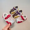 Zapatos Infantiles 2026 Primavera/Otoño Nuevo Estilo Zapatos Caminador para Bebé Zapatos Unisex para Niños Transpirables Casuales Zapatos para Niños Pequeños Estilo Forrest Gump Modernos