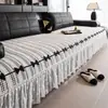 Nova Capa de Sofá Inteiriça de Chenille com Toque de Luxo Leve e de Alta Qualidade, Apresentando um Design de Saia Fluida para Sofá de Sala de Estar de Linha Reta