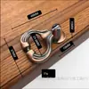 Popular aleación de zinc puerta de gabinete antiguo chino tirador de cajón tirador de mueble de gabinete orificio único doble manija con baño de bronce en stock