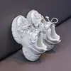 Zapatos para Niñas 2026 Verano Nuevas Llegadas Niños Princesa Deportivos Zapatos de Papá Modernos Suela Suave Zapatos de Malla Simple Transpirables Huecos