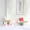 Bonito dos desenhos animados broche de boneca de pelúcia estrela coelho rosa coelho cinza Urso Gato pin bag crachá acessórios de vestuário