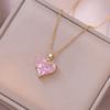 Colar Feminino Celebridade da Internet Amor Esmeralda Zircônia Nicho Moda Pêssego Coração Novo Design Pingente Sense Elegante Corrente de Clavícula