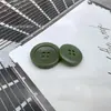Botão de resina de alta qualidade imitação de fruta para terno suéter suéter botão redondo de quatro furos textura botão versátil