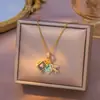 Collar colgante con temática de avión para viajes transfronterizos europeos y americanos, con delicados detalles de esmalte, un diseño moderno y lujoso, y un aspecto dulce y elegante, perfecto como cadena para la clavícula