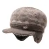 Gorro de punto forrado de forro polar a prueba de viento y resistente al frío para otoño e invierno, diseñado para proteger las orejas, para madres de mediana edad y mayores