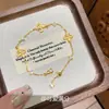"Destino Dourado e de Jade" Pulseira de Íris Dourada Escovada da Era Dourada Média Alto Valor Zircônia Microincrustada Pulseira de Presente para Mulheres