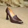 Zapatos de tacón grueso estilo slip-on Chuyuji Tacones Altos Nuevo Estilo Primavera y Otoño 2026 Zapatos para Mujer de Suela Gruesa para Mujeres Pequeñas