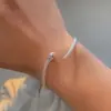 Pulsera Abierta de Serpiente Plateada para Mujer de Lujo Ligero Moda Tendencia Hip-Hop Divertida Aterradora Pulsera de Serpiente Alienígena