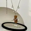 Collar con Cadena de Suéter Colgante de Oso Pardo Estrella Otoño-Invierno Vintage Marrón Lindo Oso Flocado de Lujo Ligero para Mujer