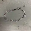 Pulseira de Flor de Zircônia Exquisita e Fashion, Estilo Coreano, Cool e Elegante, Pulseira Versátil, Luxo Leve e Sensação de Alto Padrão