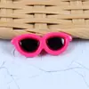 Gafas de sol coloridas pequeñas de resina acrílica con forma de corazón, accesorios para gafas redondas, colgantes para muñecas DIY, adornos decorativos hechos a mano