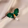 Broche de Mariposa de Metal, Gama Alta, Accesorios de Nicho de Lujo Accesible, Ramillete Retro de Moda, Pines para Ropa, Joyería Antiexposición