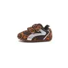 Zapatos Deportivos para Niñas 2026 Otoño Nuevo Estilo Antideslizantes Zapatos de Entrenamiento Alemanes Zapatos Individuales Niños Gamuza Estampado de Leopardo Casual Versátil