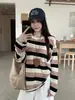 Toma real: Camiseta a rayas retro americana de principios de otoño, top de camiseta dulce y holgado extragrande de cuello redondo de manga larga para mujer 19603