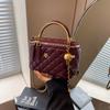 Bolso de Mano Cadena de Moda Transfronteriza Nuevo Estilo Otoño e Invierno 2026 Bolso Caja Acolchado Estilo Chanel Bolso de Hombro de Alta Gama para Mujer