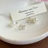 Pendientes de Mariposa con Perla y Circonita Estilo Francés para Mujer, Nuevo Modelo Popular 2026, Pendientes de Botón Completamente de Diamante, Accesorios de Oreja de Nicho