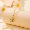Cadena de Clavícula con Flor, Lujo Ligero y Sensación de Alta Gama, Collar Versátil, Colgante de Nuevo Diseño Nicho, Elegante Joyería Transfronteriza para Mujeres