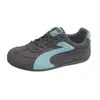 Zapatillas de Entrenamiento Moral Transpirables de Malla para Mujer Nuevo Estilo Primavera y Verano 2025 Pequeño Aumento Invisible Interno Versátiles Rojas Retro