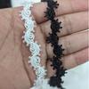 Xiao Xiang Feng renda onda quilha borda curva com borda dente bicolor preto e branco acessórios de renda em S com orelhas duplas feitos à mão
