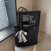 Bolsa Transversal Feminina para o Dia a Dia Sob o Braço Temperamento 2026 Bolsa de Mão Grande Capacidade Alta Aparência Tote Bag Elegante Novo para o Dia a Dia