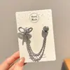Herramienta para acortar pantalones y evitar que arrastren en el suelo, cierre magnético que no daña la ropa y un botón para sujetar el dobladillo de los pantalones
