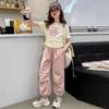 Traje de estilo coreano para bebé y niña, estilo extranjero, para niños grandes, verano, nuevo, moderno, top con letras casual, pantalones anchos, conjunto de dos piezas
