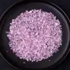 Venta al por mayor de fábrica Piedra triturada de cristal natural Cristal blanco Cuarzo rosa Piedra de cristal amarillo Materiales hechos a mano para decoración de uñas Piedra desmagnetizadora de cristal