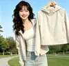 2026 Nueva Chaqueta con Capucha para Mujer Cintura Ajustada Adelgazante Ropa Exterior Otoño Corta para Exteriores Chaqueta Softshell Chaqueta Ajustada para Mujer Cuero