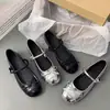 Zapatos planos plateados de punta redonda poco profundos de moda estilo francés, zapatos de ballet Mary Jane de estilo suave para la noche, nuevo modelo verano 2026