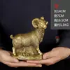 Um conjunto completo de doze ornamentos de animais do zodíaco: rato, boi, tigre, coelho, dragão, cobra, cavalo, ovelha, macaco, galo, cachorro, porco, decorações de zodíaco de cobre para artesanato caseiro
