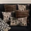 Funda de Almohada con Patrón de Tigre de Lujo Oriental, Cojín de Sofá Jacquard de Alta Gama, Decoración para Sala de Estar y Dormitorio, Almohada Suave Decorativa para Sala de Estar