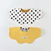 Novo Babador para Bebê Estilo Coreano com Pétalas, Babador Versátil para Bebês, Produto Infantil Classe A 100% Algodão Amigo da Pele