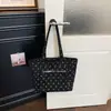 Nueva Moda de Invierno Bolso de Pana de Gran Capacidad con Lunares 2026 Versátil Texturizado Bolso de Mano/Hombro para Viajes Diario para Mujer