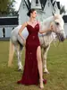 Vestido feminino de verão brilhante, sexy e sofisticado, com alças finas, ideal para festas e banquetes, com um toque francês de alta qualidade.