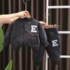 2023 invierno nuevo traje de manga larga de algodón acolchado con letras para niños, chaqueta cálida de algodón para bebé, pantalones de algodón, conjunto de dos piezas para cabello