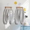 Calças infantis para primavera e outono, calças esportivas e casuais de corte solto, adequadas para meninos e meninas, calças compridas para uso ao ar livre