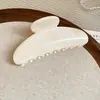 Pinza Triangular para el Cabello de Tela Estilo Coreano, Pasador Dulce y Elegante, Pinza de Tiburón, Lujo Ligero, Sensación de Alta Gama, Accesorio Versátil para el Cabello para Mujeres