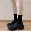 Zapatos Pequeños de Cuero Negros Retro 2025 Nuevo Estilo Británico Suela Gruesa Aumentadores Puntera Redonda Cierre de Velcro Mocasines para Mujer