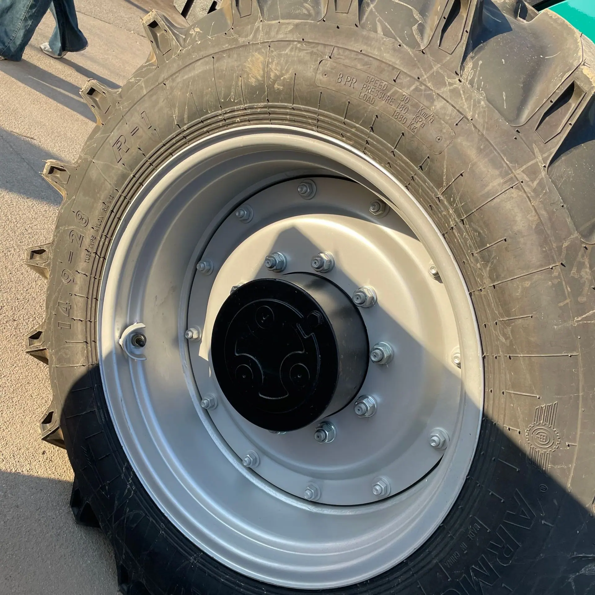雷沃欧豹M1604-5RP1 1.jpg