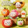 Nuevos juguetes de vinilo de dibujos animados con temática de frutas: Juguetes de plátano y manzana para apretar y aliviar el estrés, adornos colgantes, juguetes para niños, regalos pequeños