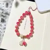 Colgante de cuentas de raíz de Bodhi con patrón de flor de Yangmei, pulsera de flor de durazno que trae fortuna, cadena colgante para bolso exquisita, pulsera de correa para la muñeca anticaída