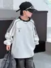 Moletom infantil para primavera e outono 2026, modelo novo, blusa estilosa de manga comprida para crianças maiores, roupa legal de outono para meninos