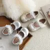 Novos Sapatos de Princesa para Meninas Primavera e Outono, Sapatos Mary Jane com Pérolas para Bebês, Sola Macia, Sapatos Individuais Infantis Pequenos de Couro