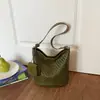 Bolso Bandolera Tipo Cubo para Mujer 2026 Nuevo Estilo de Moda Verano Gama Alta Retro Versátil Bolso de Hombro Único para Debajo del Brazo Bolso para Viajes