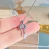 Moda Transfronteriza Exquisito Collar de Acero de Titanio con Circonitas para Mujer, Lujo Ligero Colgante Versátil de Trébol de Cuatro Hojas Joyería